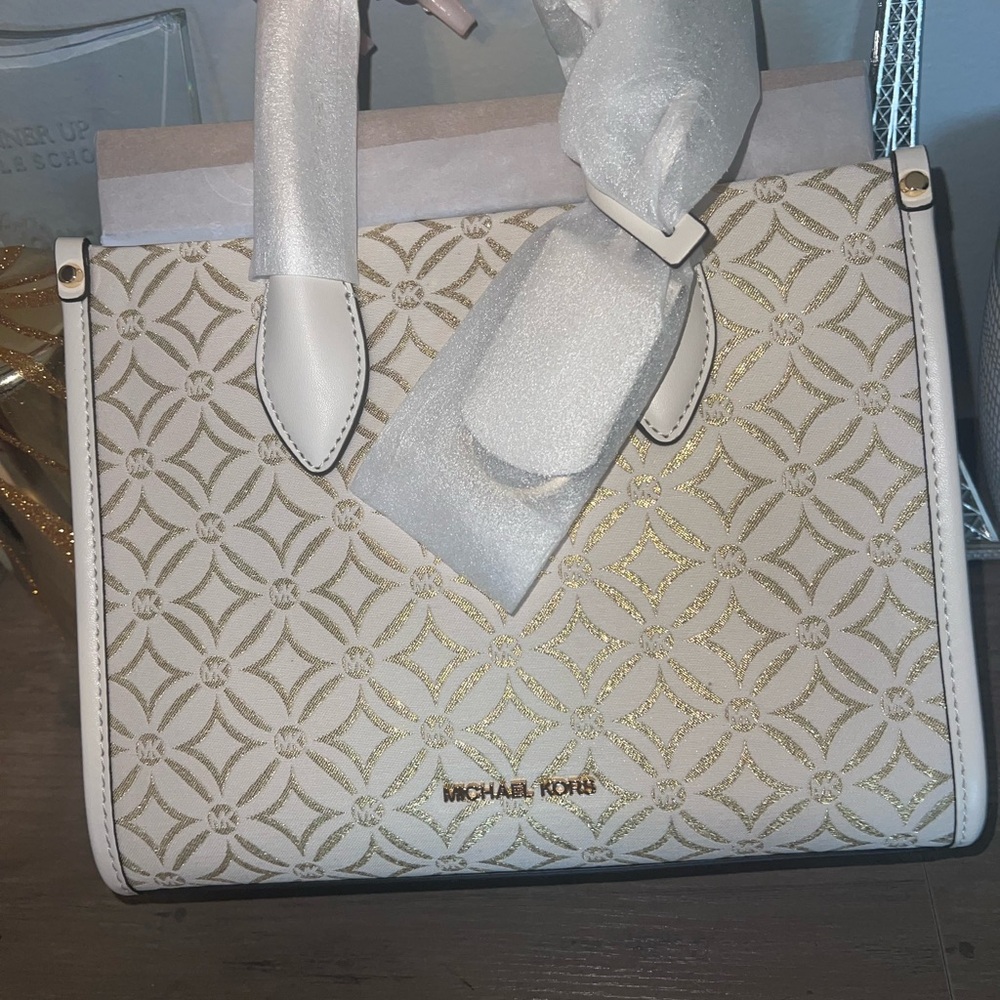 Michael Kors White and Gold Women's Bag